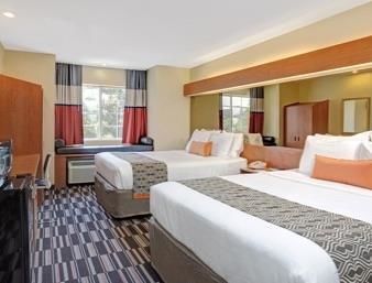 Microtel Inn & Suites By Wyndham Bushnell Ngoại thất bức ảnh
